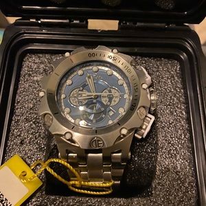 Invicta Venom Hybrid watch